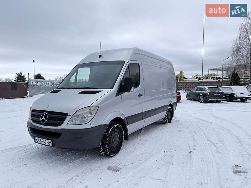 Вантажний фургон Mercedes-Benz Sprinter 2007 в Києві