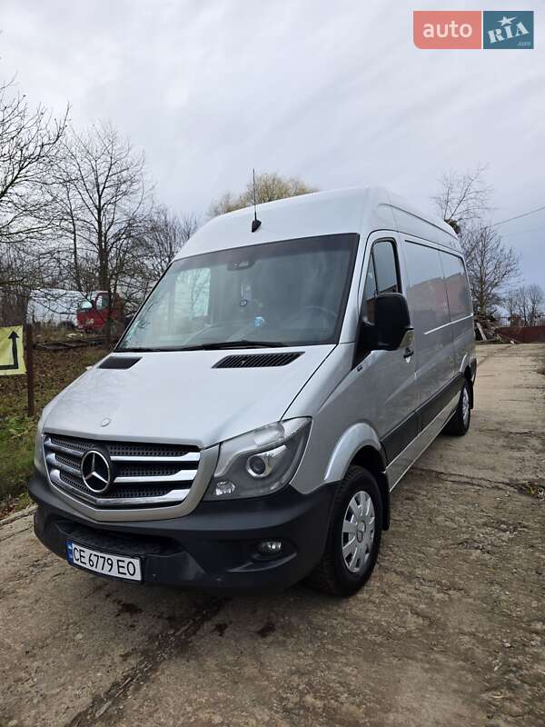 Вантажний фургон Mercedes-Benz Sprinter 2014 в Чернівцях