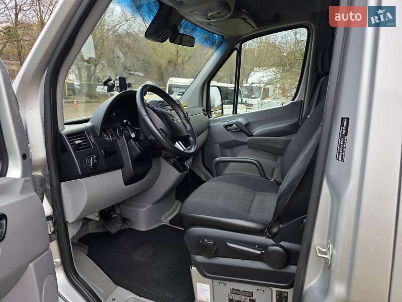 Вантажний фургон Mercedes-Benz Sprinter 2014 в Чернівцях