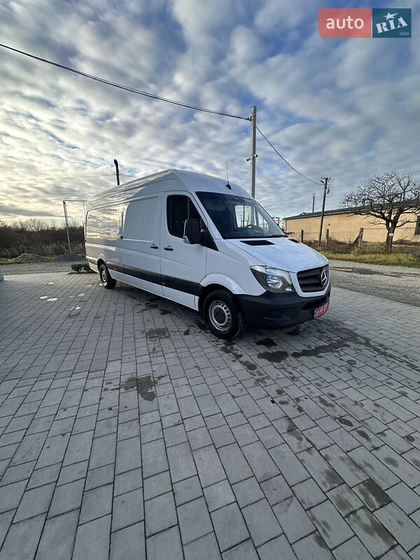 Грузовой фургон Mercedes-Benz Sprinter 2016 в Виноградове фото 5 Грузовой фургон Mercedes-Benz Sprinter 2016 в Виноградове