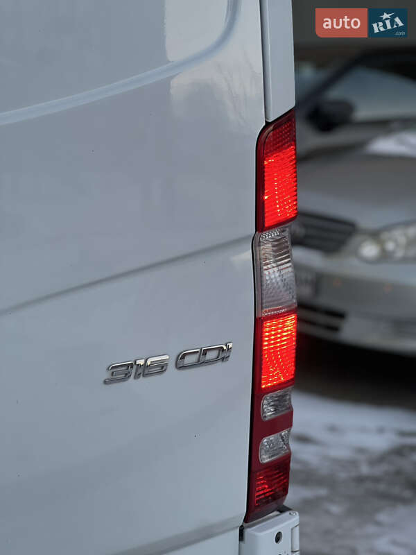 Вантажний фургон Mercedes-Benz Sprinter 2018 в Чернівцях