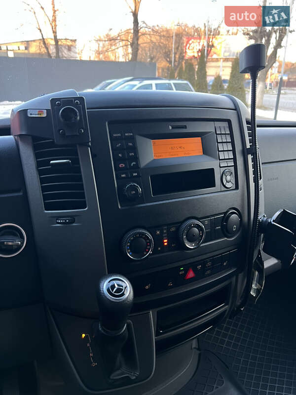 Вантажний фургон Mercedes-Benz Sprinter 2018 в Чернівцях