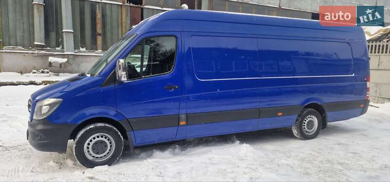 Вантажний фургон Mercedes-Benz Sprinter 2018 в Рівному