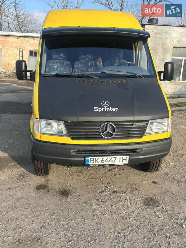 Пригородный автобус Mercedes-Benz Sprinter 1998 в Белгороде-Днестровском
