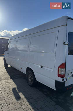 Вантажний фургон Mercedes-Benz Sprinter 2004 в Тячеві