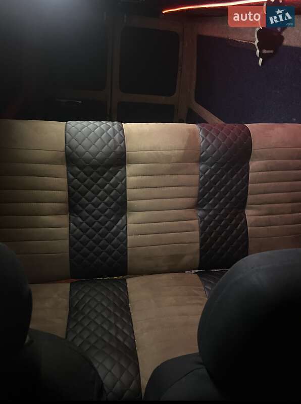 Мінівен Mercedes-Benz Sprinter 2005 в Хусті фото 7 Мінівен Mercedes-Benz Sprinter 2005 в Хусті