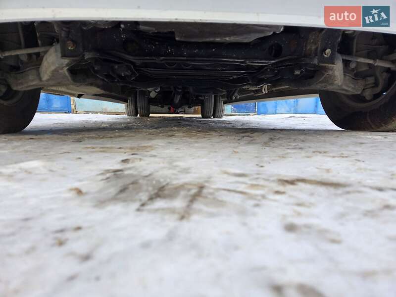 Туристичний / Міжміський автобус Mercedes-Benz Sprinter 2015 в Чернівцях