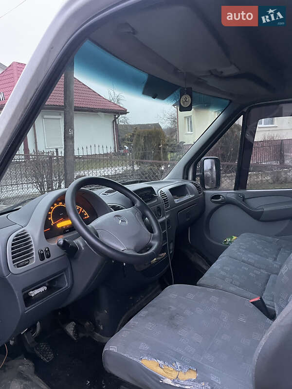 Мікроавтобус вантажний (до 3,5т) Mercedes-Benz Sprinter 2003 в Жовкві