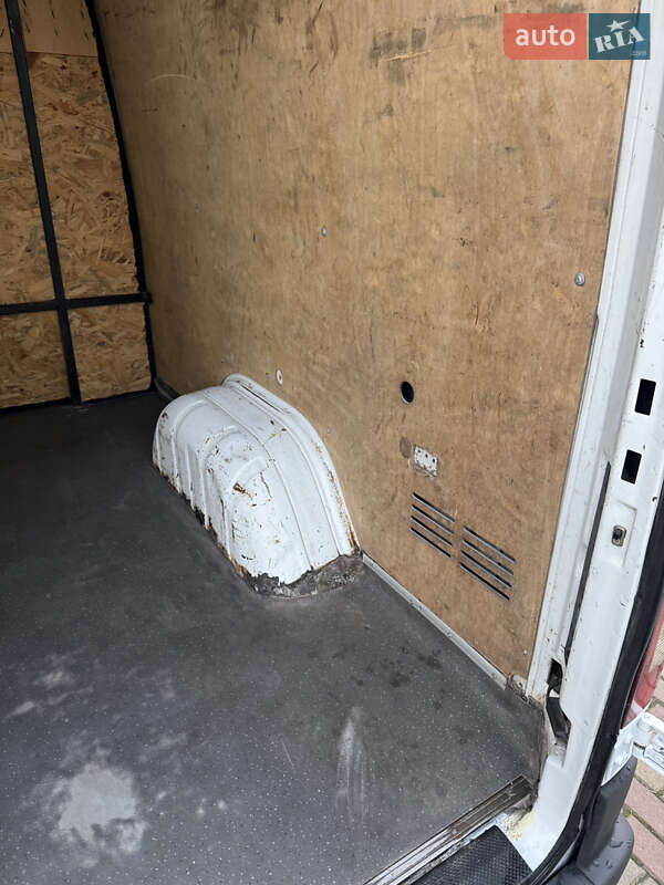 Грузовой фургон Mercedes-Benz Sprinter 2006 в Ровно фото 45 Грузовой фургон Mercedes-Benz Sprinter 2006 в Ровно