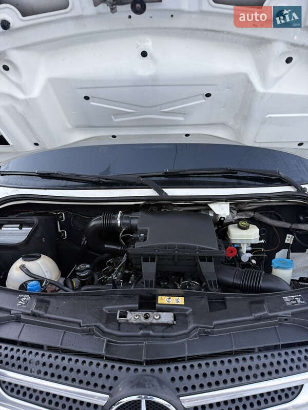 Автовоз Mercedes-Benz Sprinter 2015 в Шептицькому