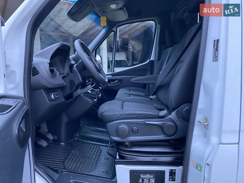 Грузовой фургон Mercedes-Benz Sprinter 2020 в Хусте