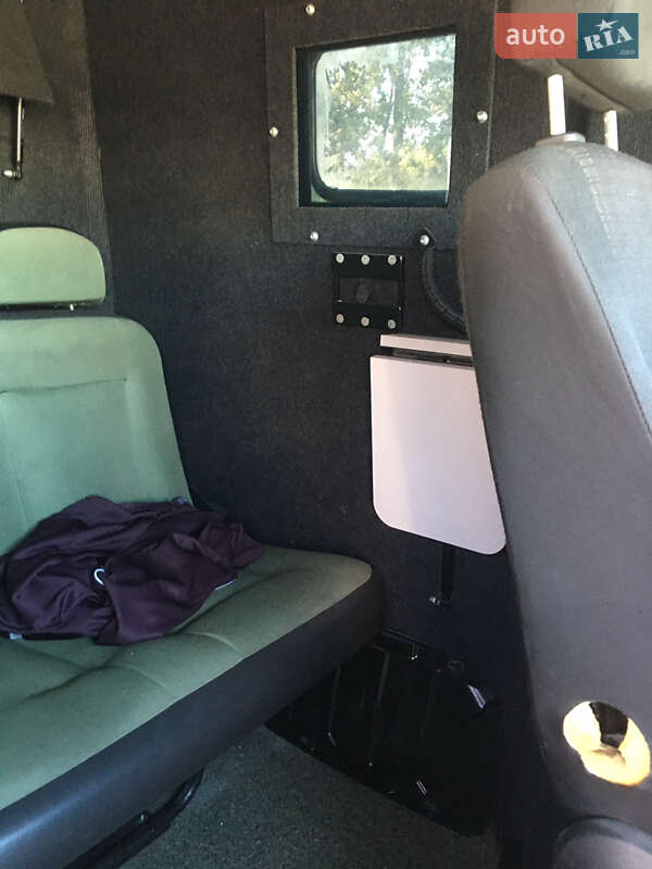 Бронированный автомобиль Mercedes-Benz Sprinter 2018 в Киеве фото 14 Бронированный автомобиль Mercedes-Benz Sprinter 2018 в Киеве