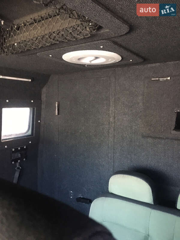 Бронированный автомобиль Mercedes-Benz Sprinter 2018 в Киеве фото 18 Бронированный автомобиль Mercedes-Benz Sprinter 2018 в Киеве