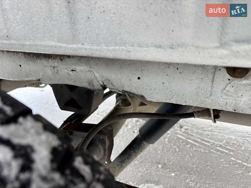 Минивэн Mercedes-Benz Sprinter 2003 в Керстенцах