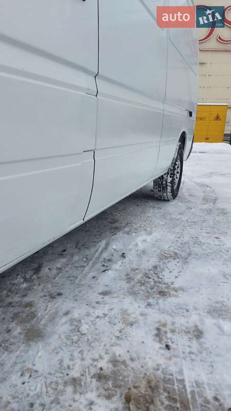 Грузовой фургон Mercedes-Benz Sprinter 2005 в Виннице
