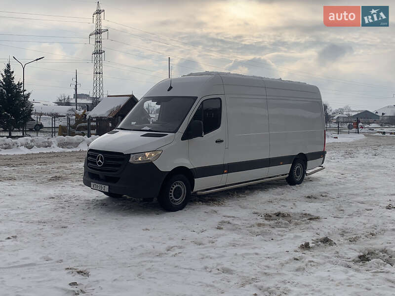 Mercedes-Benz Sprinter