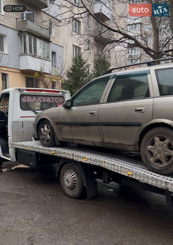 Эвакуатор Mercedes-Benz Sprinter 1999 в Виннице