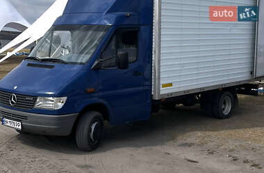 Вантажний фургон Mercedes-Benz Sprinter 2000 в Миколаєві