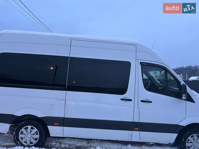 Грузопассажирский фургон Mercedes-Benz Sprinter 2016 в Львове