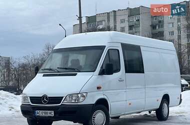 Грузопассажирский фургон Mercedes-Benz Sprinter 2004 в Дрогобыче