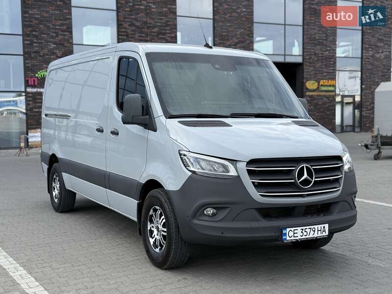 Mercedes-Benz Sprinter 2021