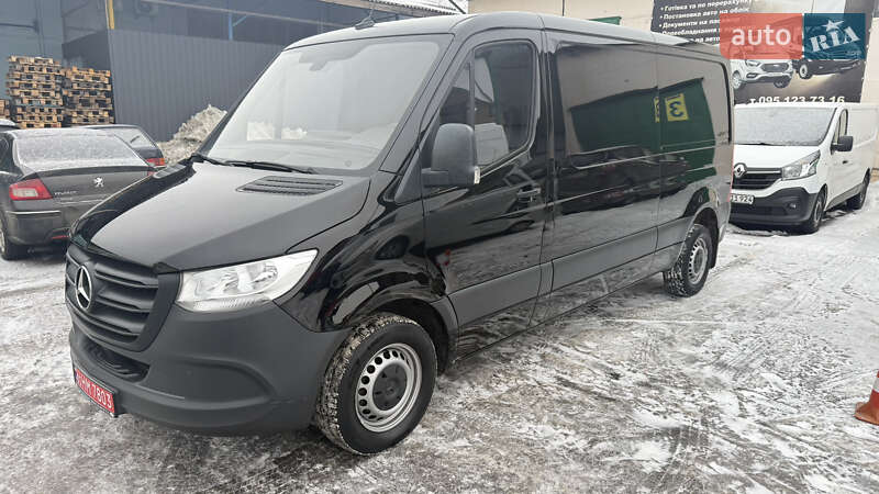 Mercedes-Benz Sprinter 2021