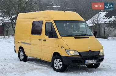 Вантажопасажирський фургон Mercedes-Benz Sprinter 2000 в Коломиї