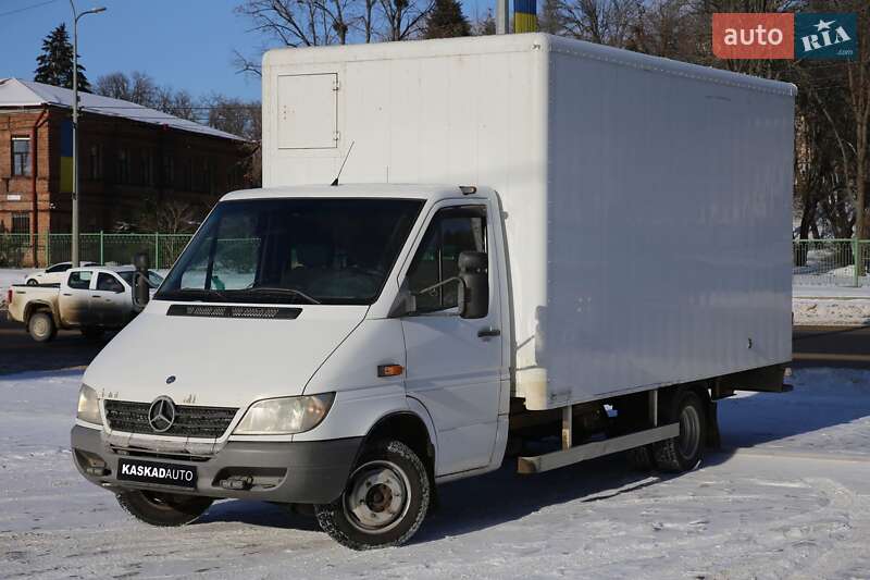 Mercedes-Benz Sprinter 2006