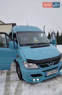 Вантажопасажирський фургон Mercedes-Benz Sprinter 2003 в Кам'янець-Подільському
