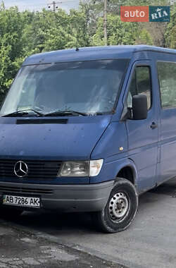 Вантажопасажирський фургон Mercedes-Benz Sprinter 2000 в Могилів-Подільському