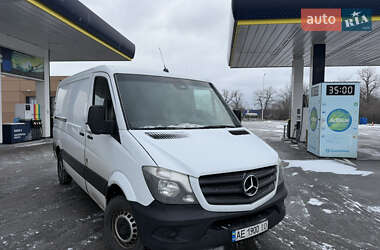 Вантажопасажирський фургон Mercedes-Benz Sprinter 2015 в Дніпрі
