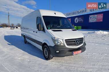 Грузовой фургон Mercedes-Benz Sprinter 2015 в Нововолынске