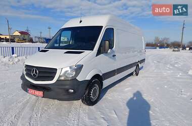 Грузовой фургон Mercedes-Benz Sprinter 2015 в Нововолынске