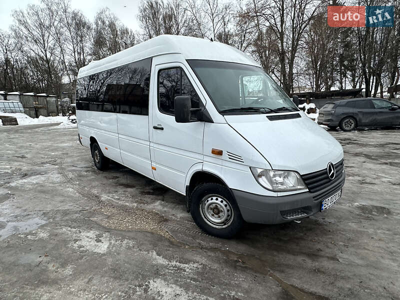 Mercedes-Benz Sprinter 2000