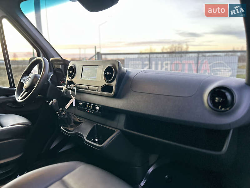 Грузовой фургон Mercedes-Benz Sprinter 2021 в Стрые