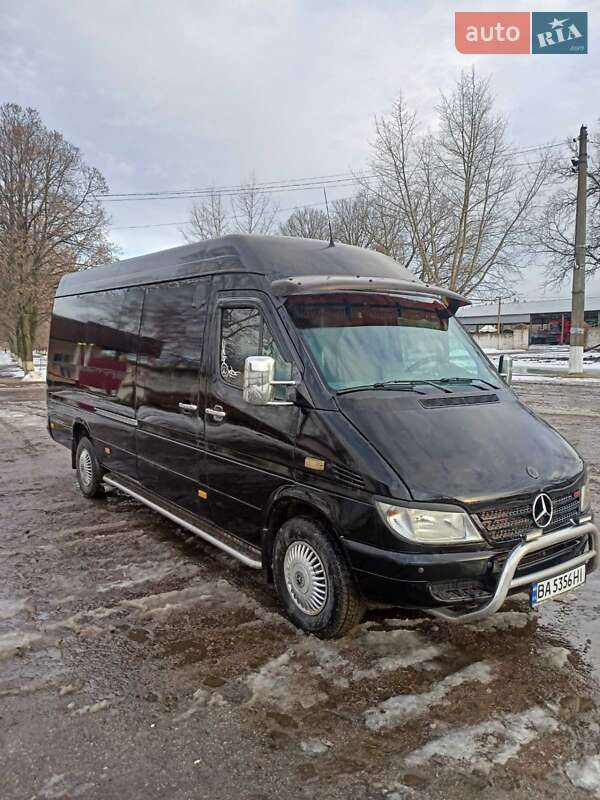 Mercedes-Benz Sprinter 2000