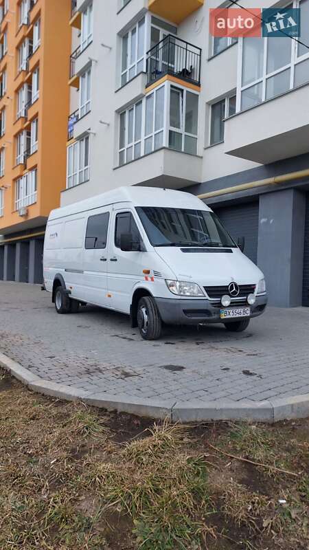 Mercedes-Benz Sprinter 2005