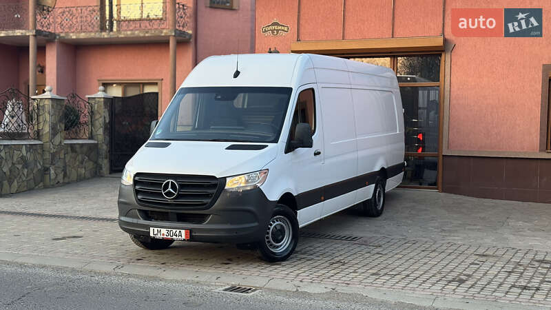 Грузовой фургон Mercedes-Benz Sprinter 2022 в Сваляве