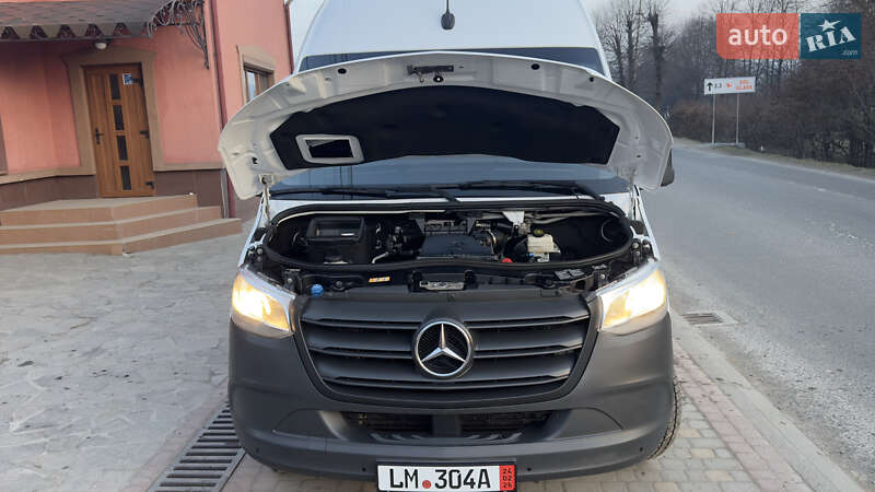 Грузовой фургон Mercedes-Benz Sprinter 2022 в Сваляве