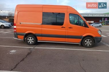 Вантажопасажирський фургон Mercedes-Benz Sprinter 2011 в Чернівцях