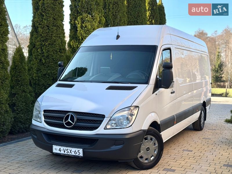Mercedes-Benz Sprinter 2012