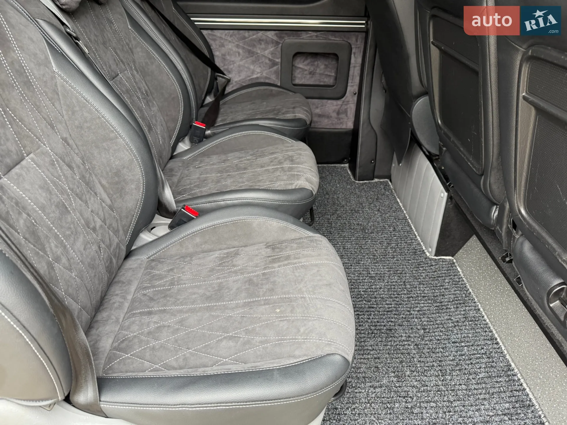 2019 Mercedes-Benz Sprinter - мініатюра 20