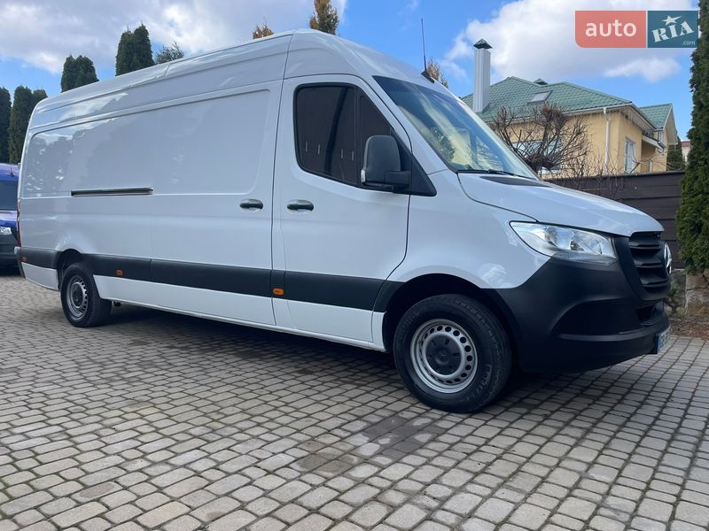 Mercedes-Benz Sprinter 2021