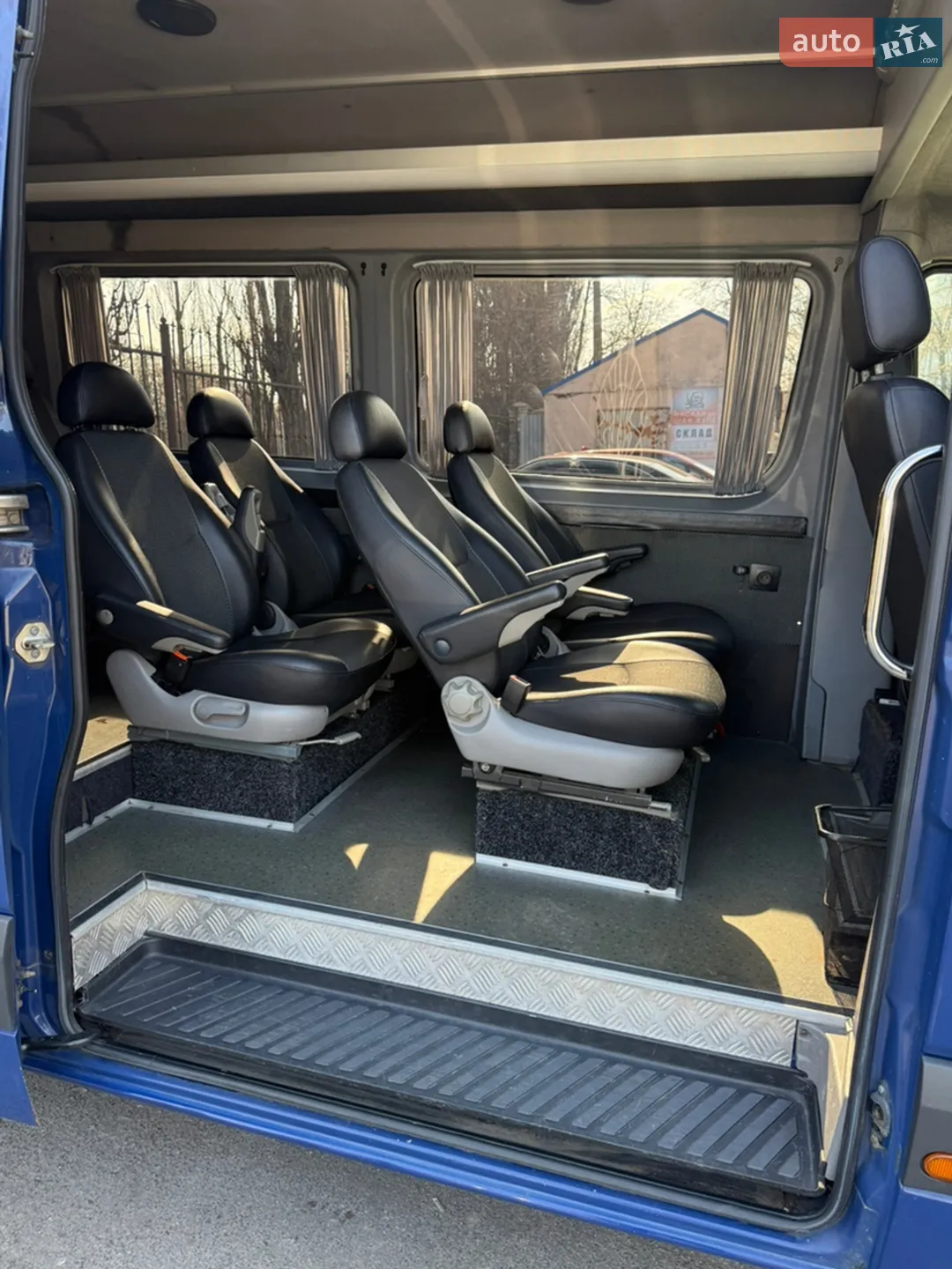 2011 Mercedes-Benz Sprinter - мініатюра 36
