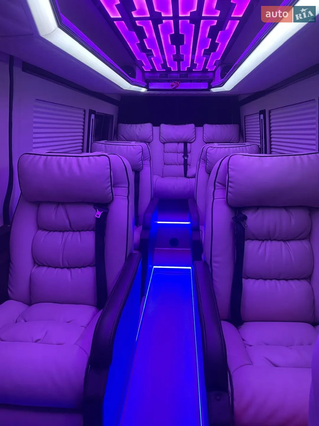 2015 Mercedes-Benz Sprinter - мініатюра 60