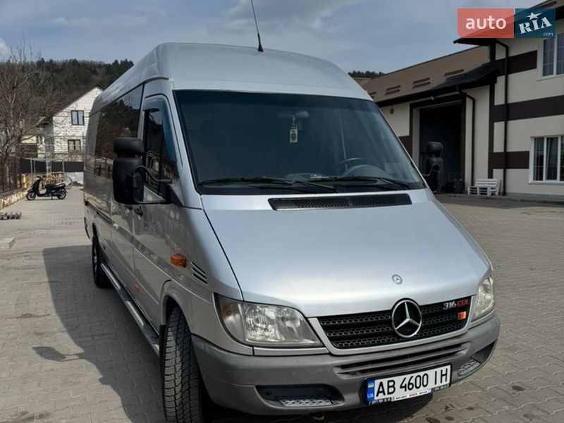 Грузопассажирский фургон Mercedes-Benz Sprinter 2006 в Могилев-Подольске