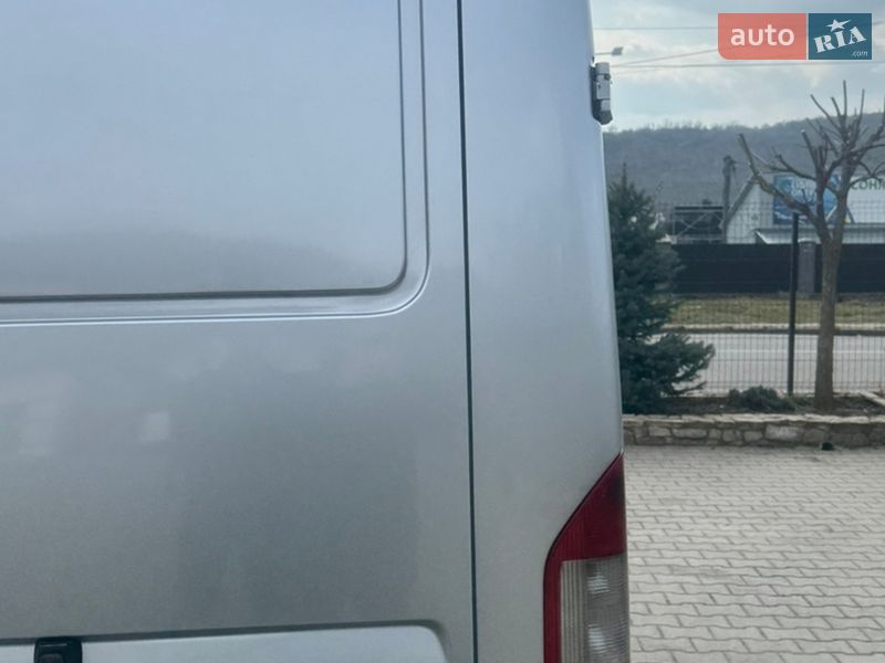 Грузопассажирский фургон Mercedes-Benz Sprinter 2006 в Могилев-Подольске