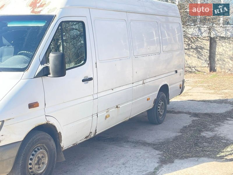 Микроавтобус грузовой (до 3,5т) Mercedes-Benz Sprinter 2004 в Одессе фото 2 Микроавтобус грузовой (до 3,5т) Mercedes-Benz Sprinter 2004 в Одессе