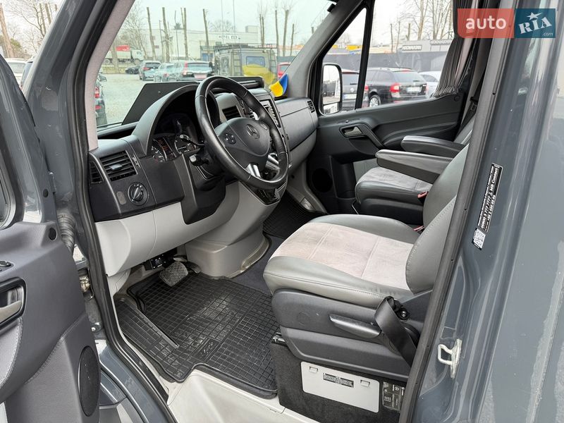 Микроавтобус Mercedes-Benz Sprinter 2011 в Стрые