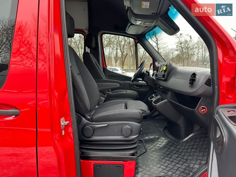 Грузопассажирский фургон Mercedes-Benz Sprinter 2020 в Ровно